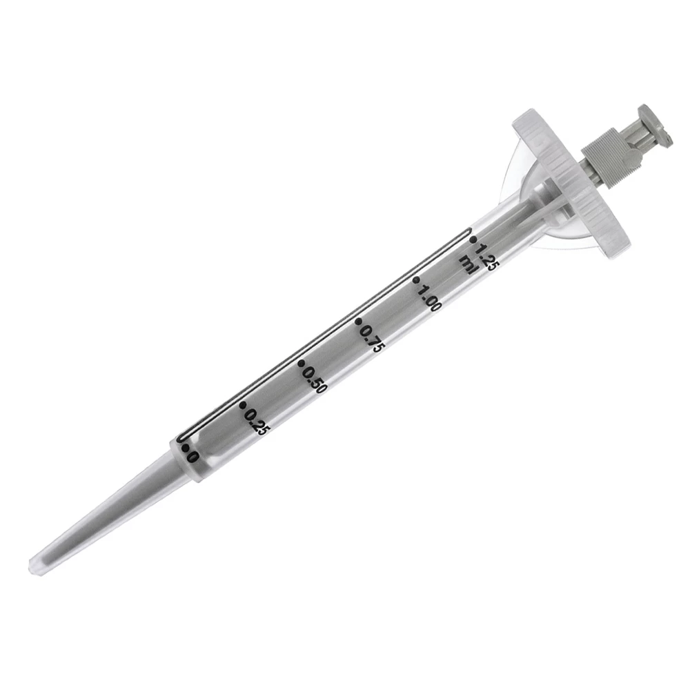 Labnet International P3515-S,  Pre-Sterile, 100 Syringe Tips/Unit primary image